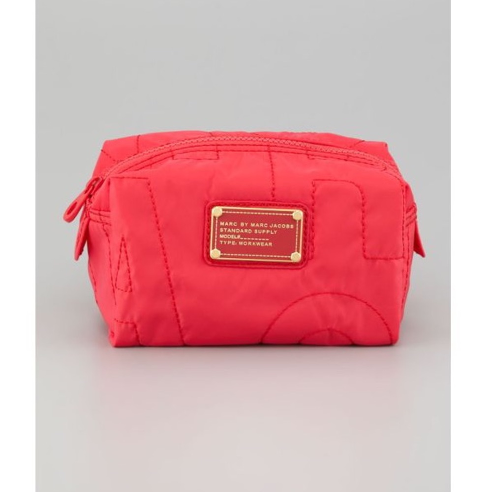 marc jacobs cosmetic bag